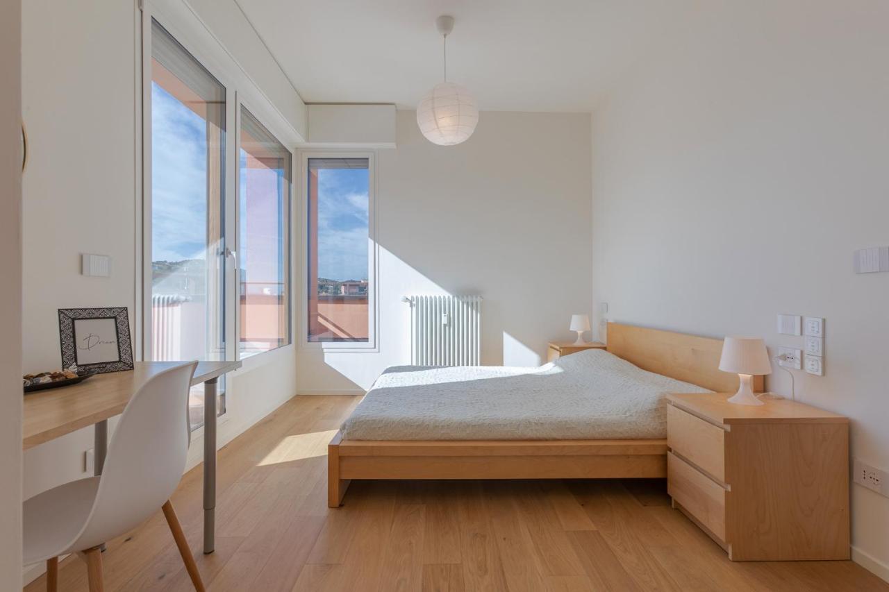 Bologna Hills View - Stunning Attic With Terrace Apartment ภายนอก รูปภาพ