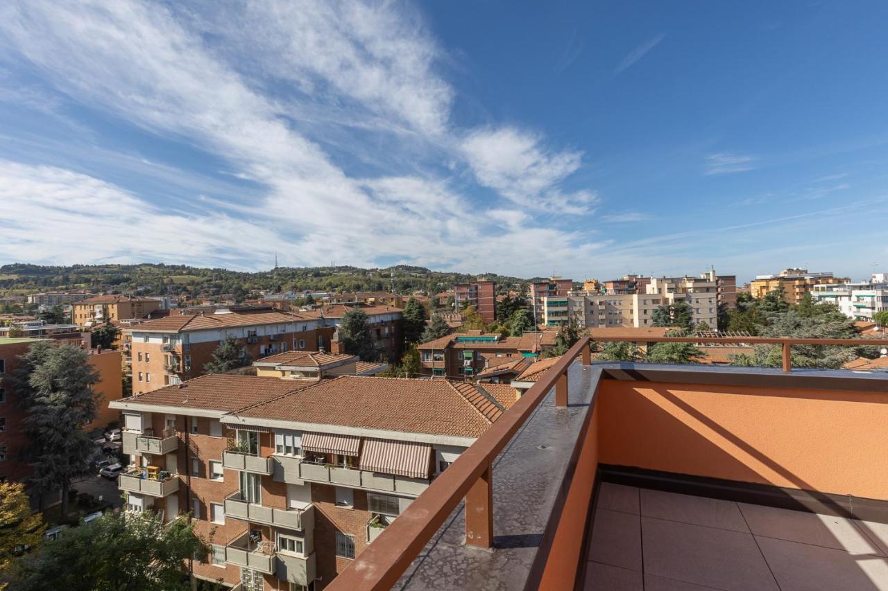 Bologna Hills View - Stunning Attic With Terrace Apartment ภายนอก รูปภาพ
